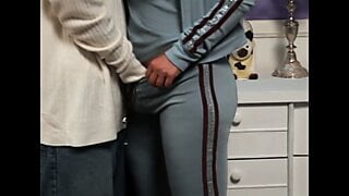 WHO’S YOUR MOM? – vol. #06